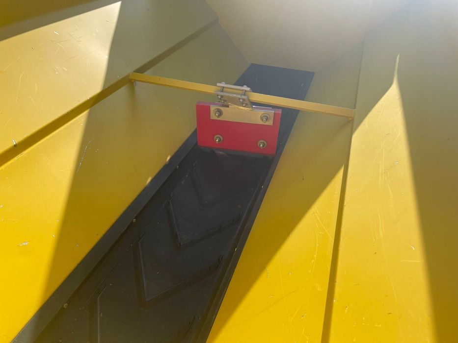 Piaskarka Solarka Posypywarka Epoke Igloo Schmidt Nido Stratos