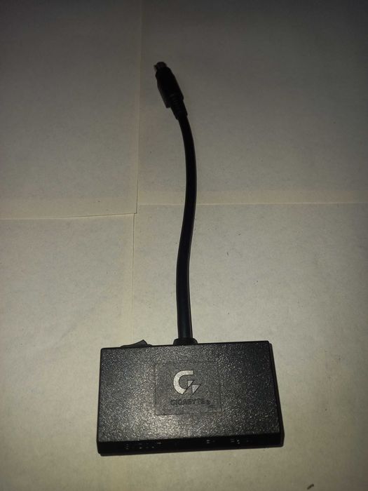 Перехідник HDTV Gigabyte P/N 12CF1-10S011-01R