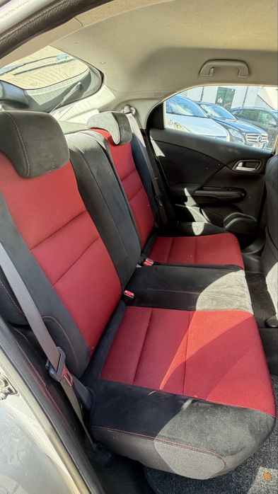 Honda Civic 1.6 D tec 120cc