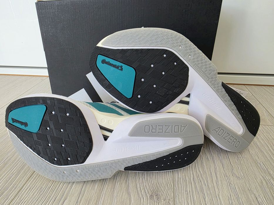 Nowe buty Adidas Adizero Boston 13 - rozmiar 39 1/3