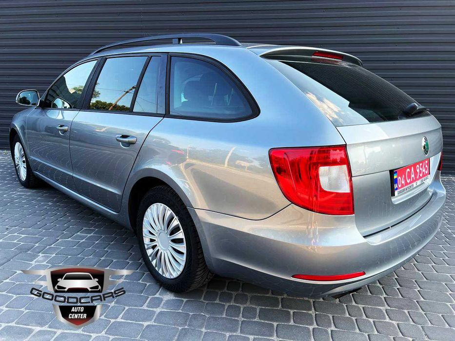 Skoda Superb 2011