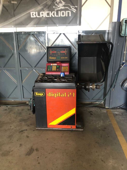 Máquina de equilibrar Faip