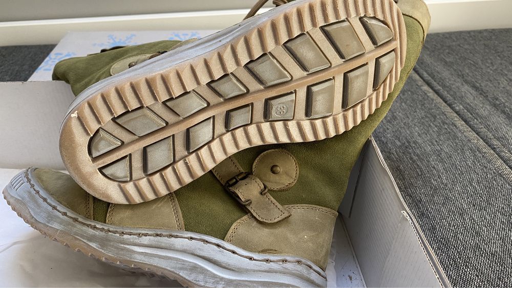 Kozaki młodzieżowe KRONECKI rozm. 38