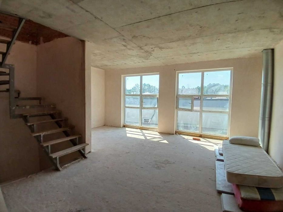 Камин+электрика Таун Квартира/Стоянка  123м2/3эт/4спальни/3с/у/Дворик.