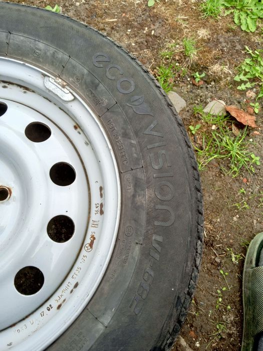 Резина з дисками