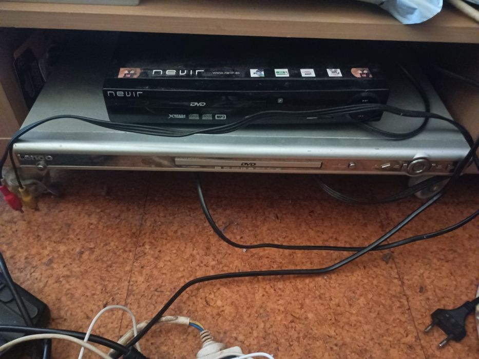 Leitores de CD e DVD a funcionar perfeitamente