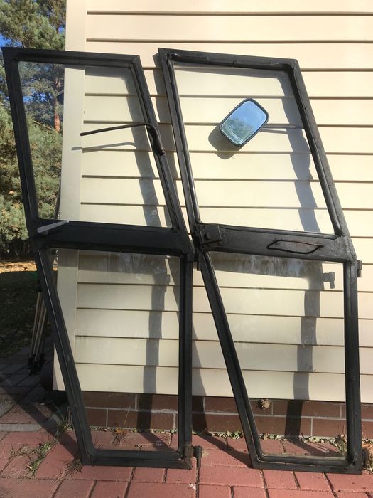 Ursus C330 Drzwi lewe i prawe