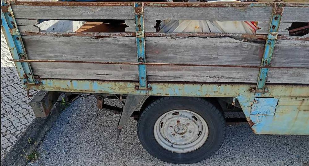 Isuzu KBD 26 | Cabine precisa de substituição
