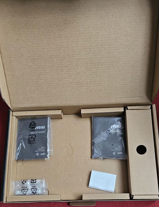 PC MONSTRO! MSI Katana 15 – i9 + RTX 4070 + 32GB DDR5-5600 + 1TB NVMe