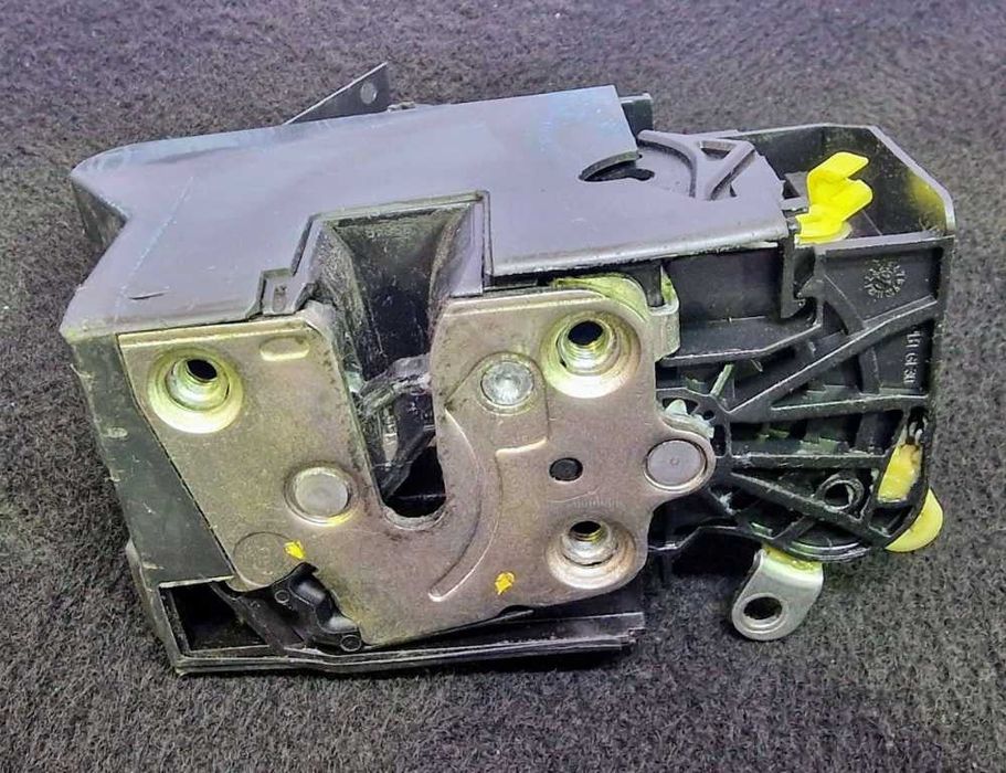 Fechadura / Fecho Porta Frente Esquerdo 805039362RC - DACIA LOGAN II