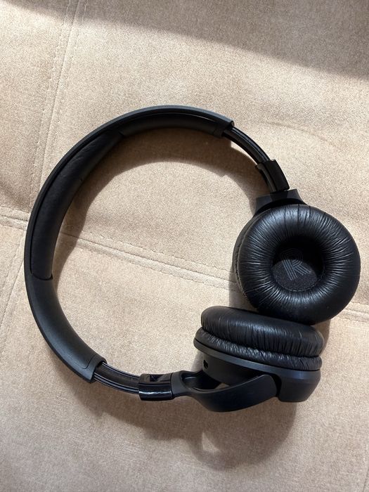 Auscultadores JBL Tune 520BT – Preto | Bluetooth