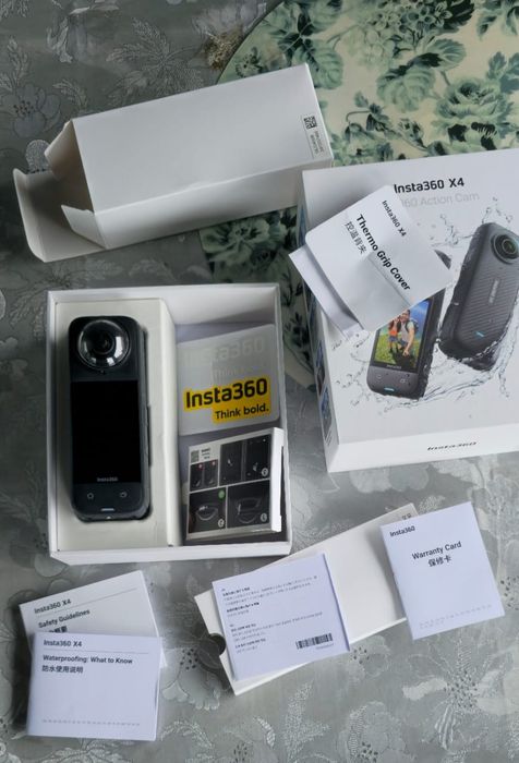 Insta 360 x4 екшн камера