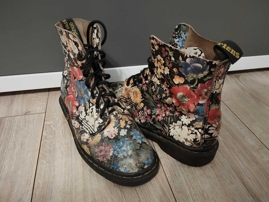 Dr. Martens Sienna Miller vintage rare Made in England size UK6
