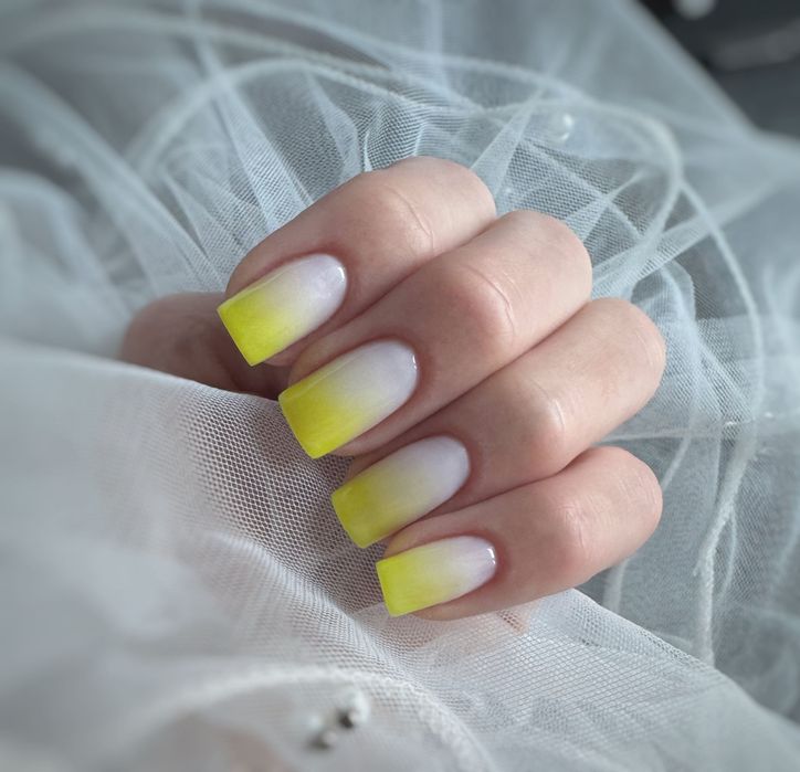 Manicure hybrydowy , żelowy , usługa z dojazdem