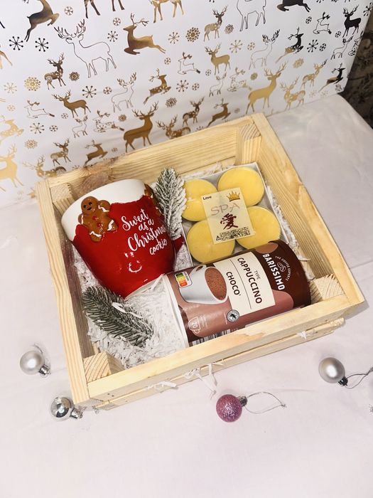 Новорічний солодкий подарунок / Подарунковий бокс Kinder / Солодощі