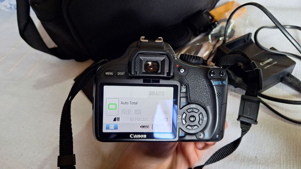 Canon 550D EF-S 18-55mm