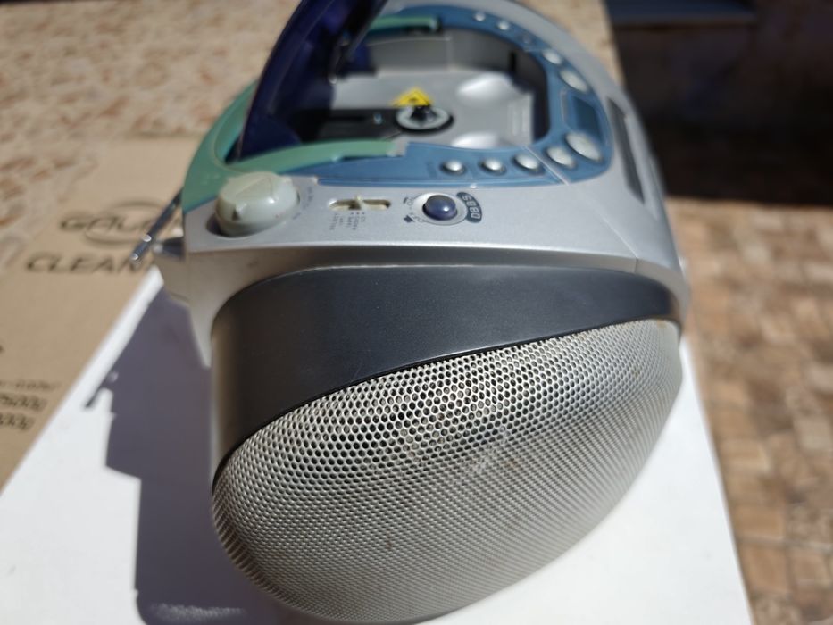 Магнитола ретро Thomson tm9136.