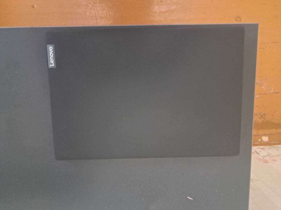 Продам ноутбук Lenovo