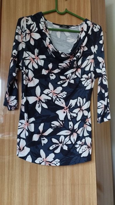 Bluzeczka w kwiaty  George 42