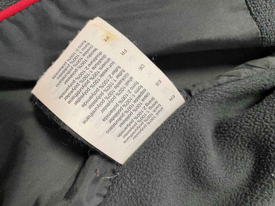 HELLY HANSEN r.S oryginalna kurtka męska w dobrym stanie