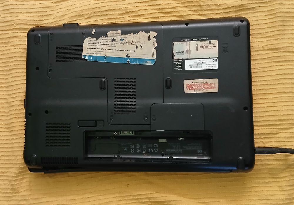 Portatil Compaq CQ61 200 SP Acende falta Bateria sem Carregador