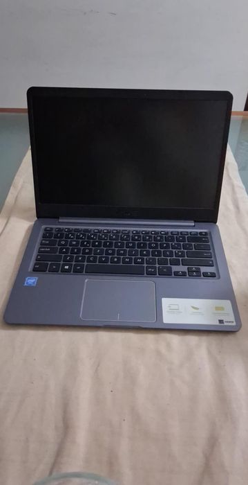 Vendo PC portátil marca Asus