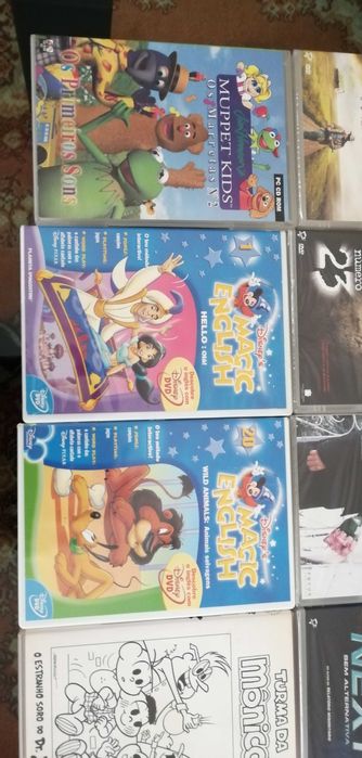 DVD para adultos e crianças