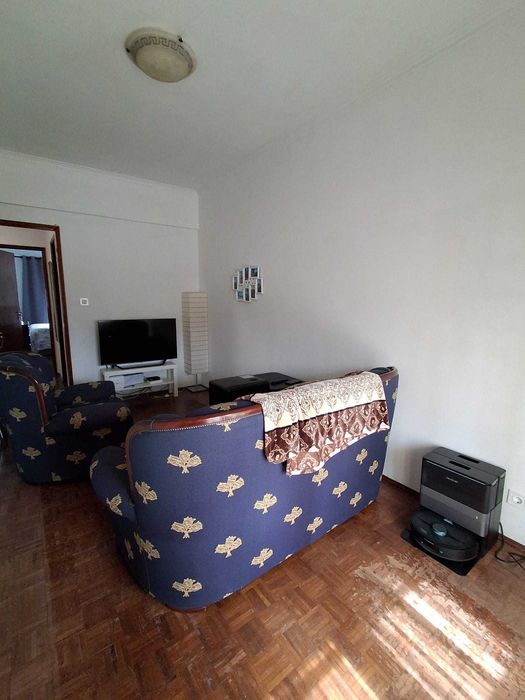 Apartamento T2 Em ótimas condições a Venda, Junto ao Parque Central da Amadora a bom Preço.