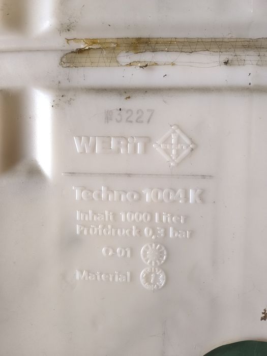 Sprzedam piec olejowy widoczny na zdjęciach