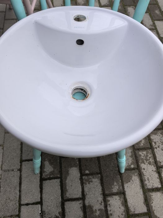 Umywalka nadblatowa okrągła
