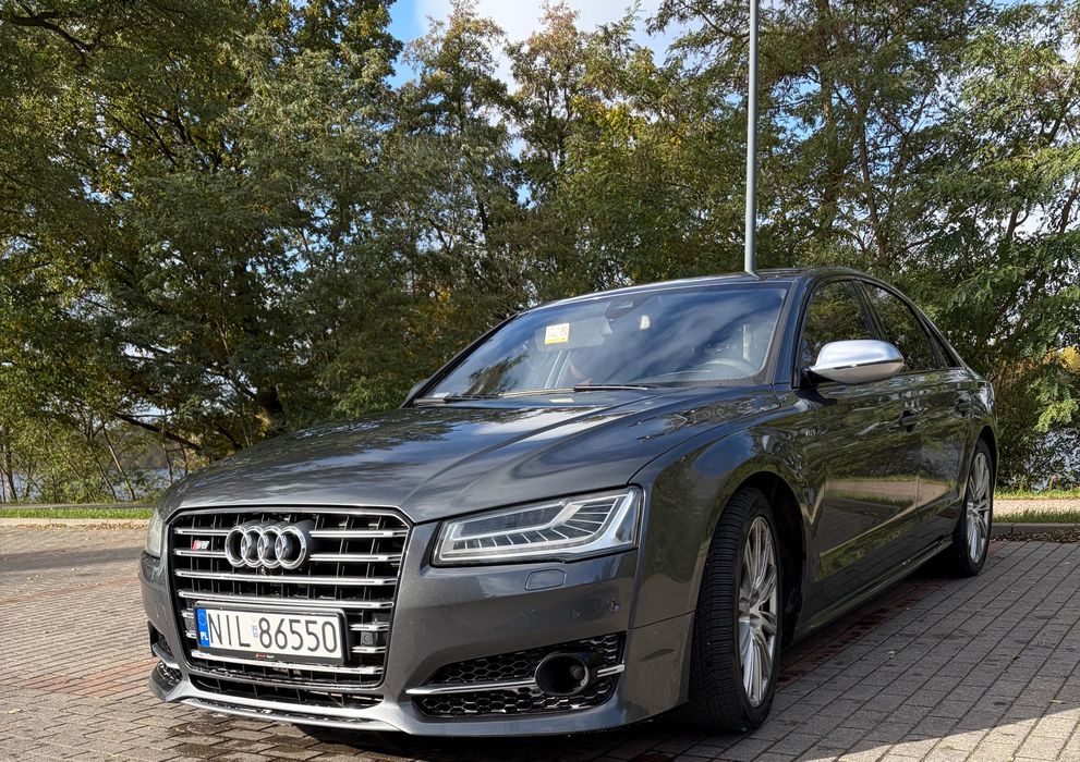 Audi S8