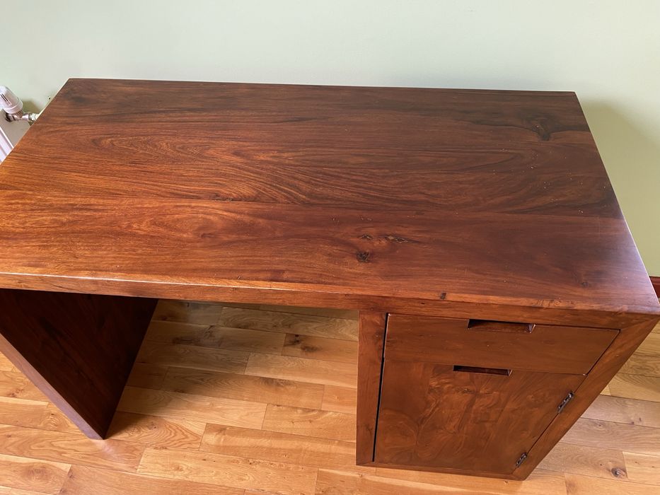 Biurko kolonialne palisander szuflada i 2 półki