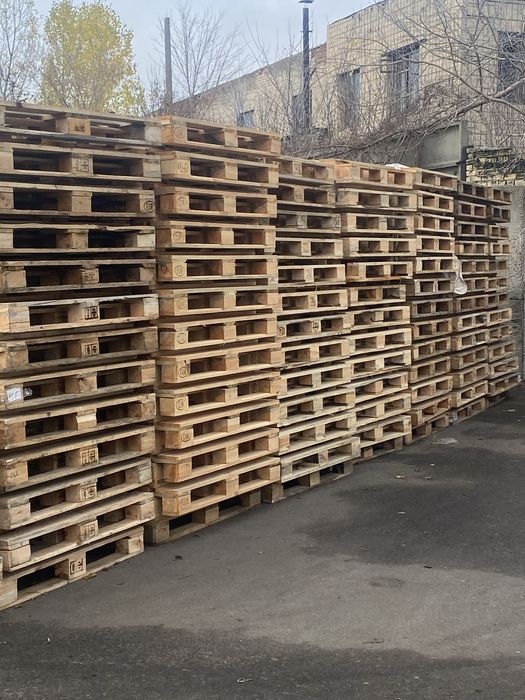 Піддони деревьяні  продаж ціни помірні
