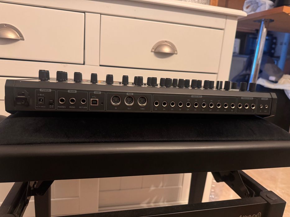 Behringer RD-8 Rhythm Designer