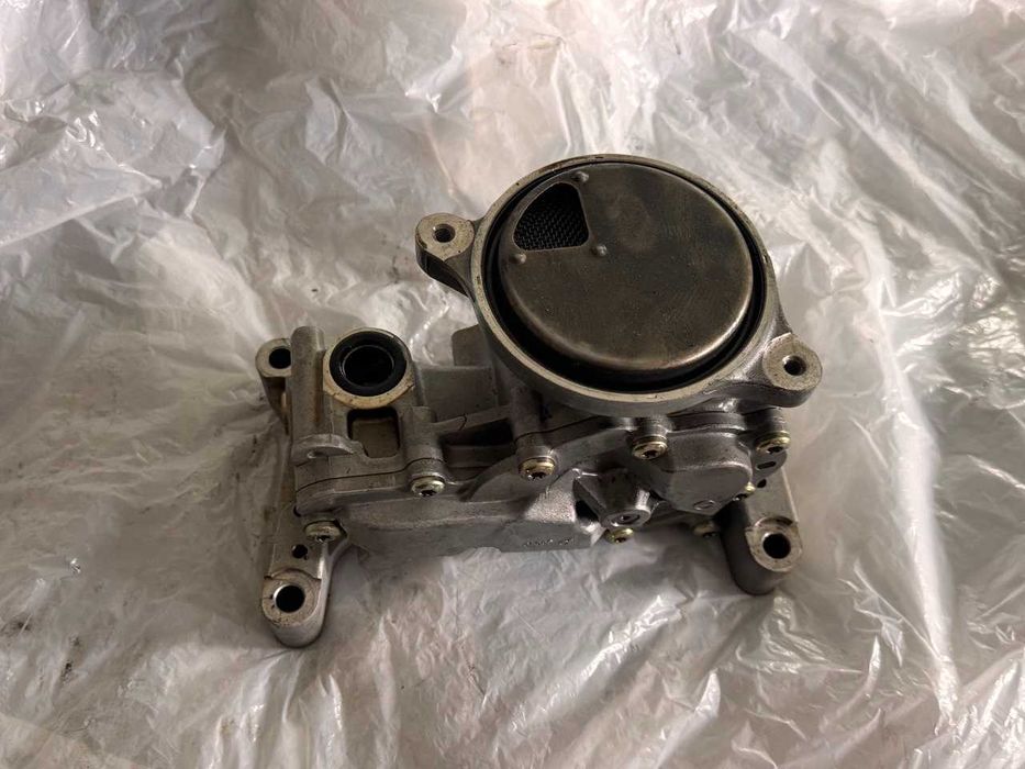 Масляний насос Infiniti Q50 3.0T оригінал