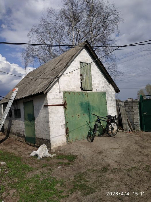 Продам будинок  неподалік від річки  с.Дінець.