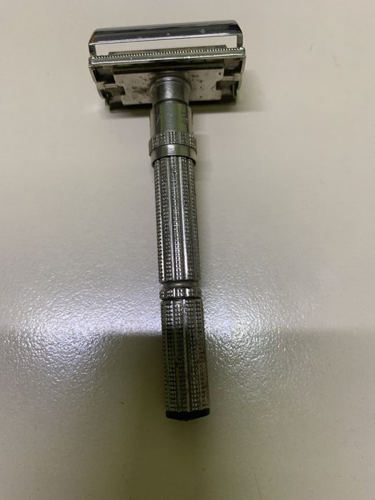 Станок бритвенный консул советский