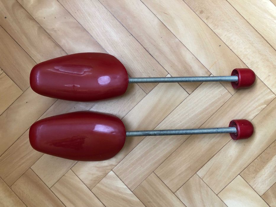 Prawidła uniwersalne sprężynowe  rozciągające do butów