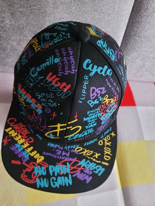 Czapka z daszkiem Styl Streetwear/Pop-art