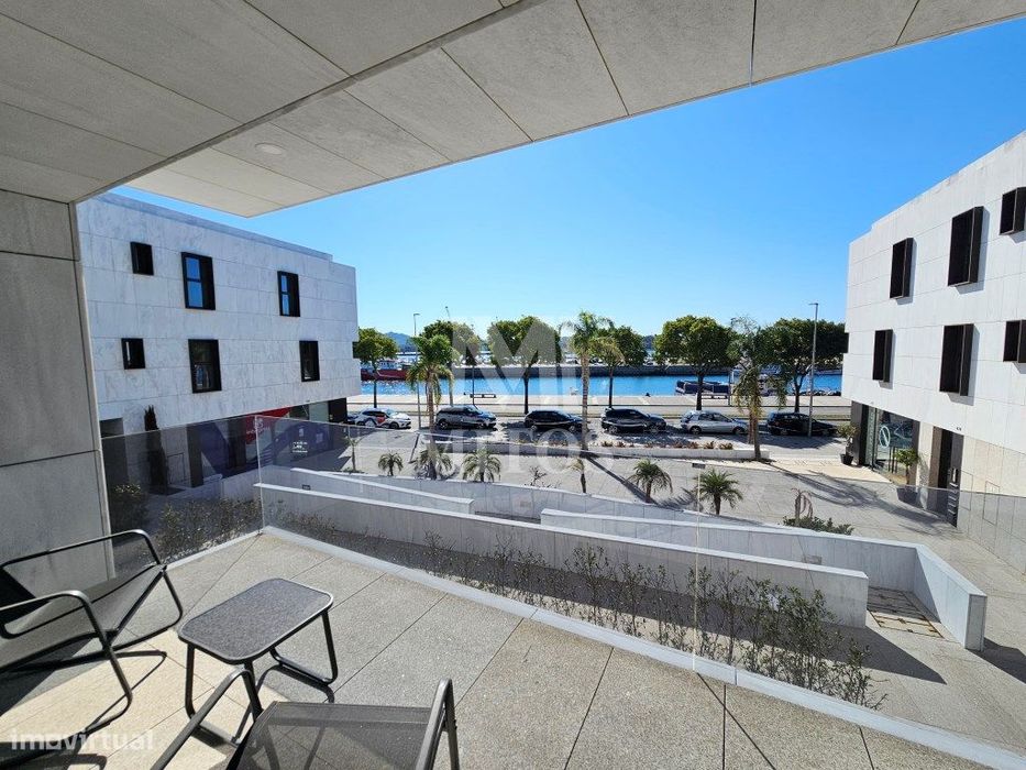 Apartamento T3 novo - centro da cidade