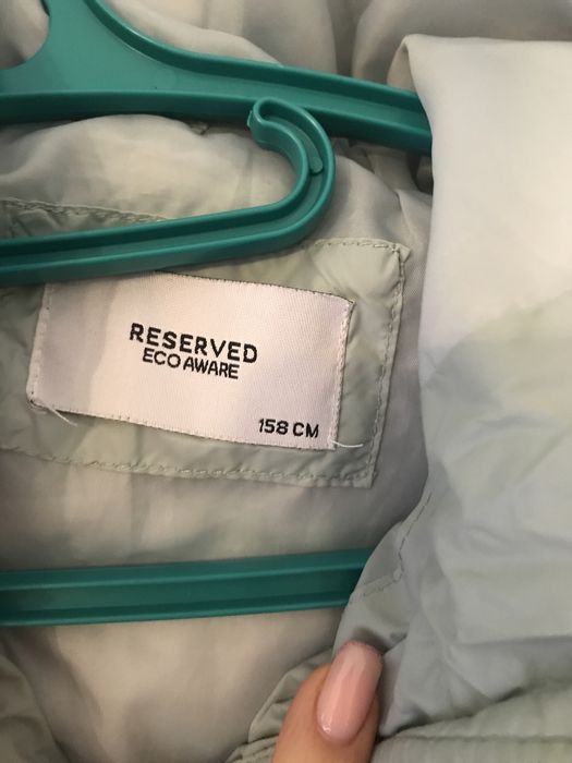Продам куртку курточку Reserved р 158