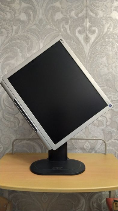 Монитор Acer al 1722