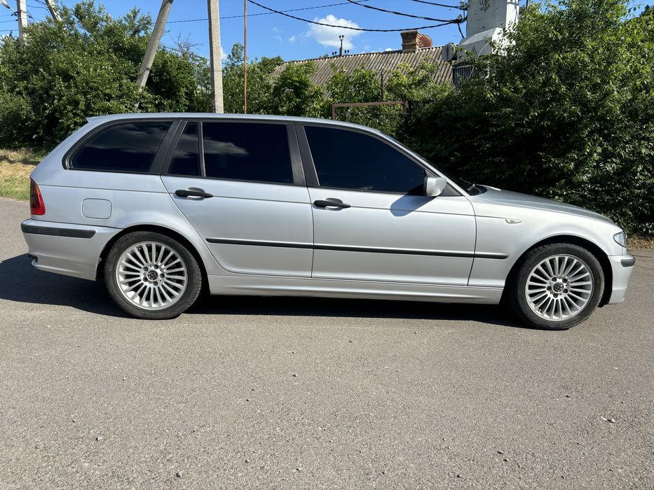 БМВ е 46 2д  2003г 6ст