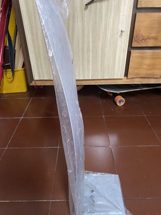 2 Estantes nunca usadas