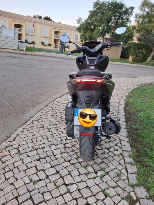 Scooter Keeway Vieste 125cc - oferta de 2 capacetes