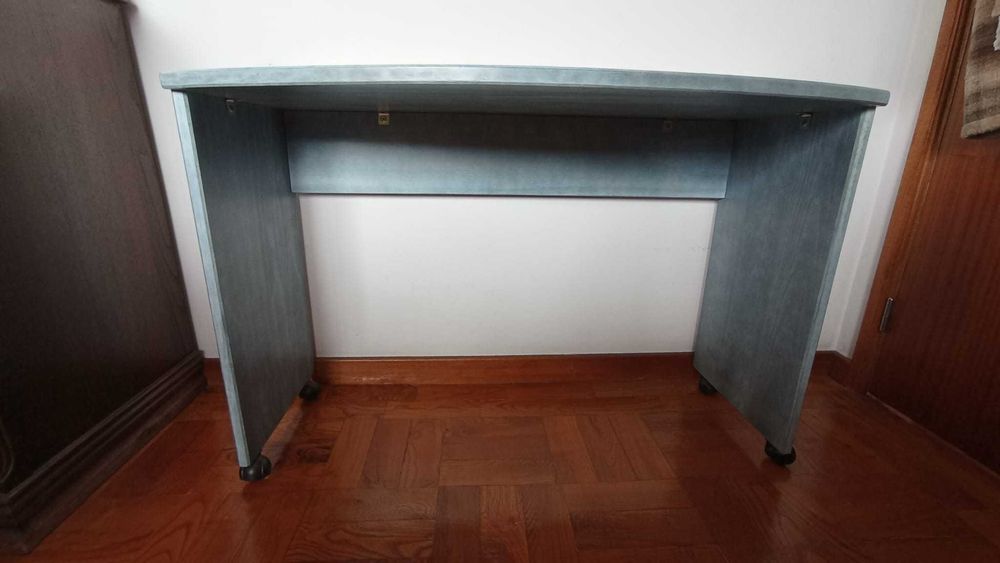 Conjunto Estante e Secretária Madeira