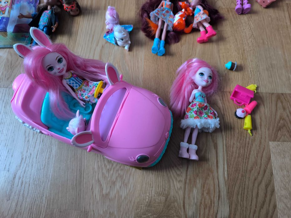 Zestaw Enchantimals - 2 domki, auto, lalki + 2 nowe, puzzle, książka