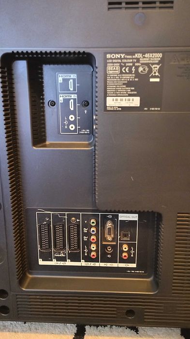 Tv sony KDL 46X2000