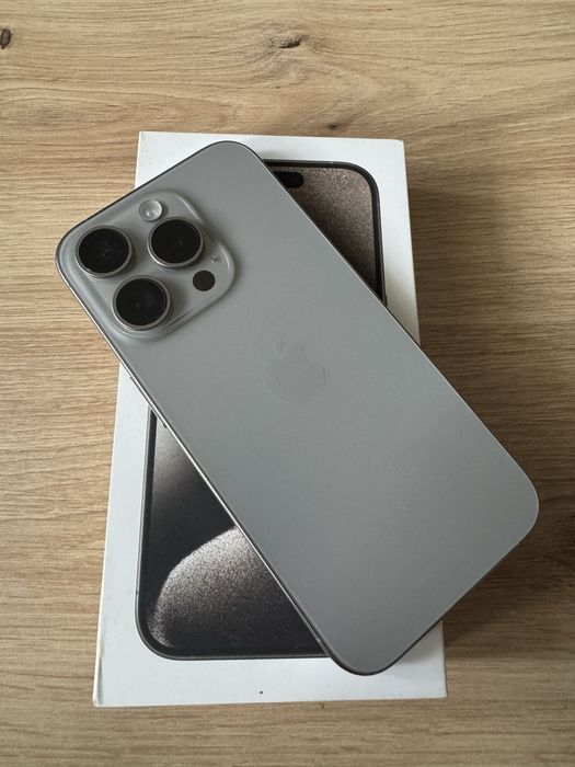 IPhone 15 pro 256 GB