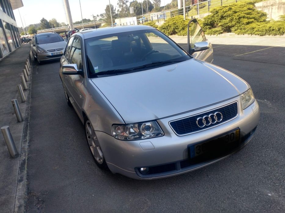 Audi S3 de 2001 225 cavalos 20 válvulas
